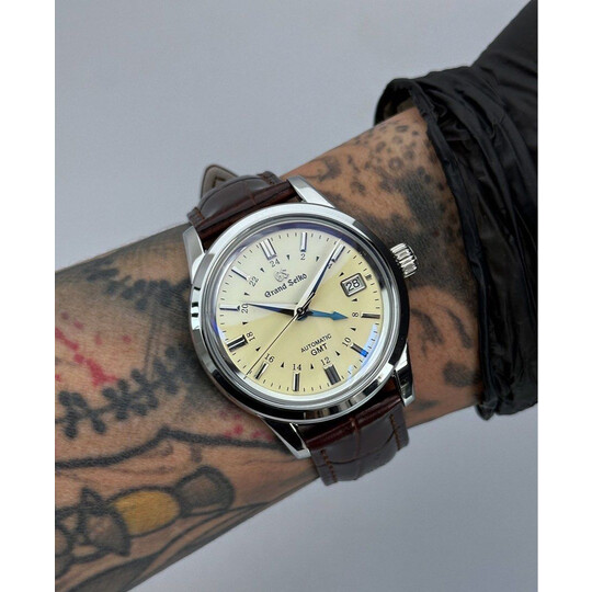 Custom Grand Seiko Mod • GS SBGM221 Automatic GMT Watch Cream Dial • 39mm